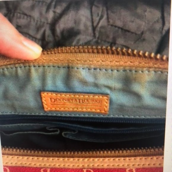 Vintage Dooney & Bourke Red Barrel Bag - Picture 4 of 4